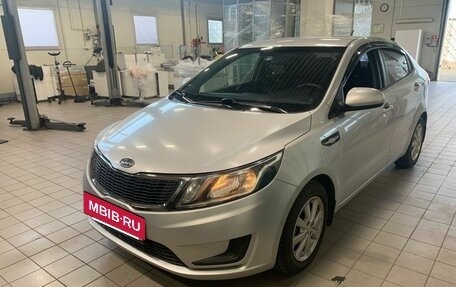 KIA Rio III рестайлинг, 2011 год, 998 000 рублей, 2 фотография