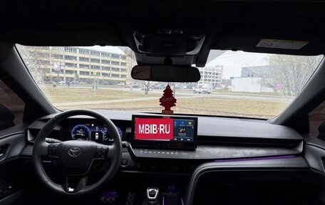 Toyota Camry, 2024 год, 3 350 000 рублей, 11 фотография