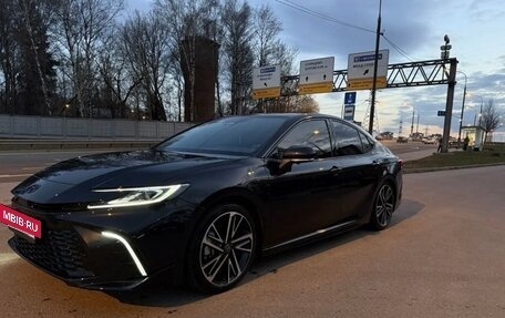 Toyota Camry, 2024 год, 3 350 000 рублей, 3 фотография