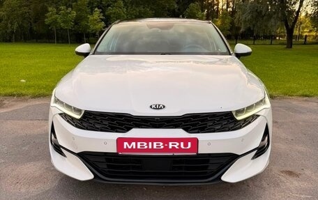 KIA K5, 2021 год, 2 500 000 рублей, 4 фотография