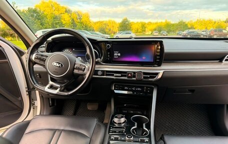 KIA K5, 2021 год, 2 500 000 рублей, 21 фотография