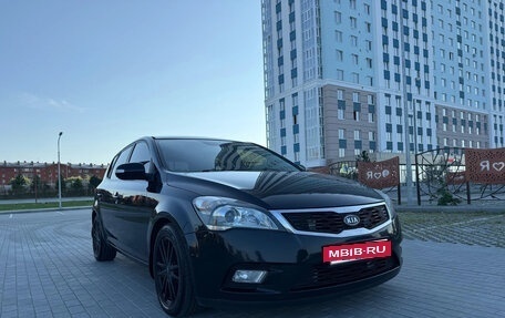KIA cee'd I рестайлинг, 2010 год, 750 000 рублей, 2 фотография