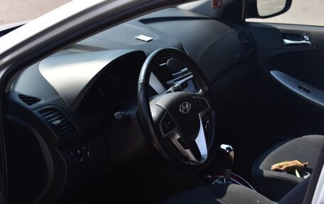 Hyundai Solaris II рестайлинг, 2013 год, 850 000 рублей, 11 фотография