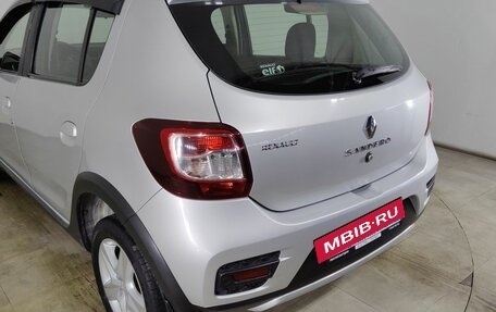 Renault Sandero II рестайлинг, 2015 год, 880 000 рублей, 16 фотография