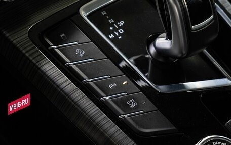 Geely Atlas, 2023 год, 2 049 000 рублей, 12 фотография