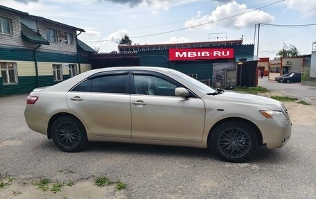 Toyota Camry, 2007 год, 700 000 рублей, 2 фотография