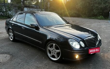 Mercedes-Benz E-Класс, 2003 год, 690 000 рублей, 2 фотография