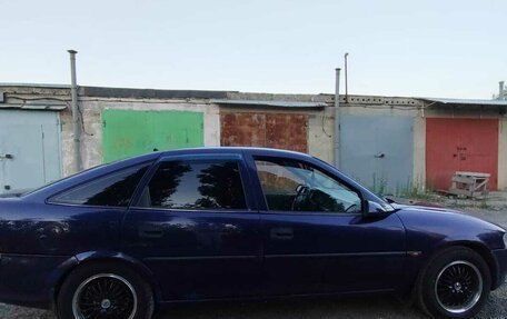 Opel Vectra B рестайлинг, 1998 год, 170 000 рублей, 6 фотография