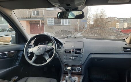 Mercedes-Benz C-Класс, 2008 год, 880 000 рублей, 3 фотография