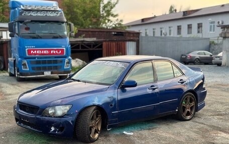 Lexus IS II рестайлинг 2, 1999 год, 620 000 рублей, 4 фотография