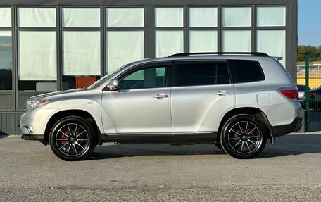 Toyota Highlander III, 2013 год, 1 790 000 рублей, 5 фотография