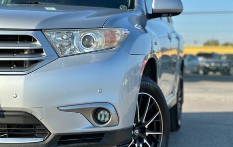 Toyota Highlander III, 2013 год, 1 790 000 рублей, 13 фотография