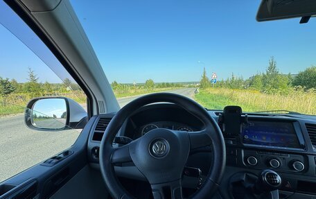 Volkswagen Caravelle T5, 2011 год, 2 200 000 рублей, 7 фотография
