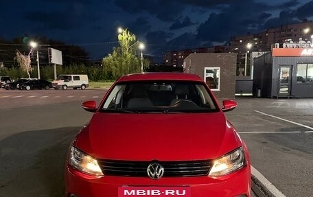Volkswagen Jetta VI, 2012 год, 1 050 000 рублей, 5 фотография