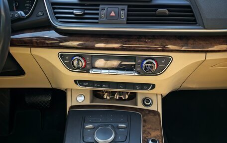 Audi Q5, 2017 год, 2 800 000 рублей, 11 фотография