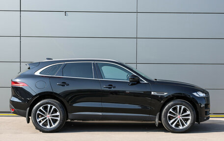 Jaguar F-Pace, 2017 год, 3 000 000 рублей, 4 фотография