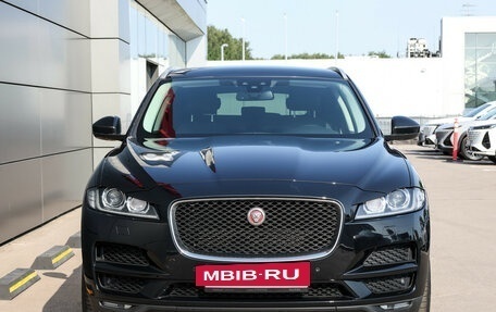 Jaguar F-Pace, 2017 год, 3 000 000 рублей, 2 фотография