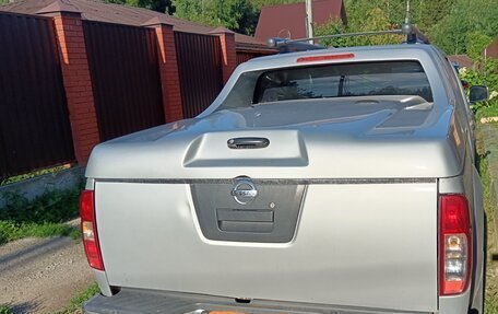 Nissan Navara (Frontier), 2007 год, 900 000 рублей, 1 фотография