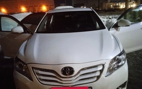 Toyota Camry, 2010 год, 979 000 рублей, 1 фотография