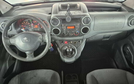 Peugeot Partner II рестайлинг 2, 2013 год, 399 000 рублей, 9 фотография