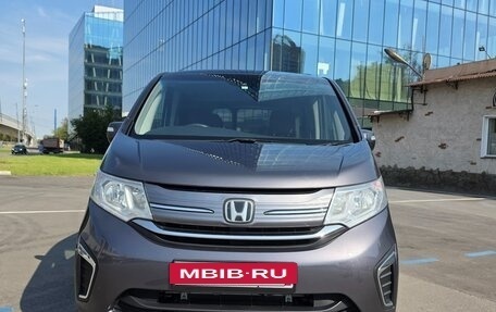 Honda Stepwgn IV, 2016 год, 1 800 000 рублей, 2 фотография