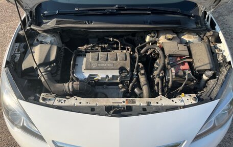 Opel Astra J, 2014 год, 850 000 рублей, 6 фотография