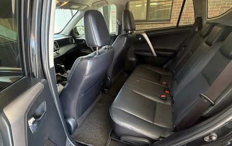 Toyota RAV4, 2015 год, 2 450 000 рублей, 6 фотография