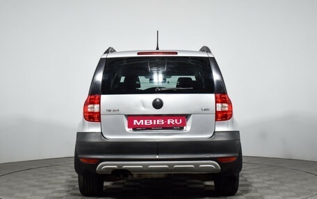 Skoda Yeti I рестайлинг, 2013 год, 1 080 000 рублей, 7 фотография
