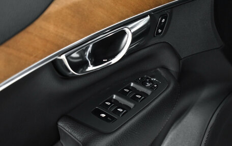 Volvo XC90 II рестайлинг, 2015 год, 2 690 000 рублей, 9 фотография