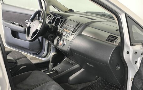 Nissan Tiida, 2010 год, 650 000 рублей, 9 фотография