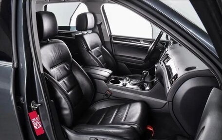 Volkswagen Touareg III, 2012 год, 2 250 000 рублей, 20 фотография