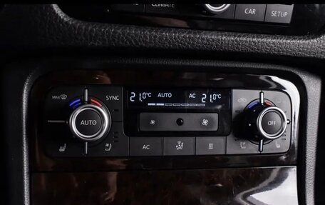 Volkswagen Touareg III, 2012 год, 2 250 000 рублей, 30 фотография