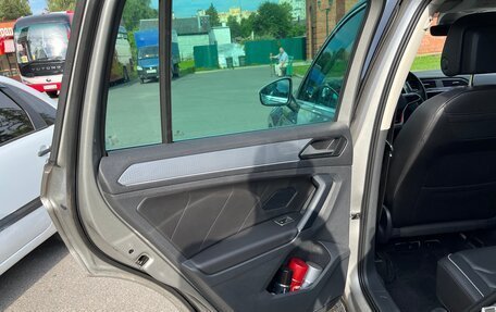Volkswagen Tiguan II, 2021 год, 3 350 000 рублей, 16 фотография