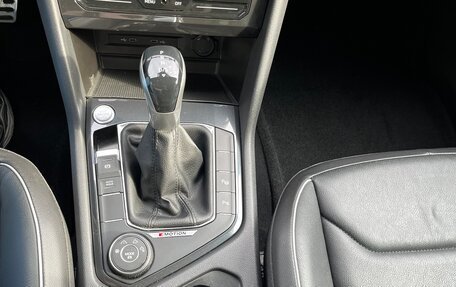 Volkswagen Tiguan II, 2021 год, 3 350 000 рублей, 22 фотография