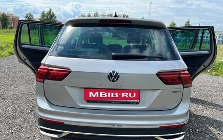 Volkswagen Tiguan II, 2021 год, 3 350 000 рублей, 25 фотография