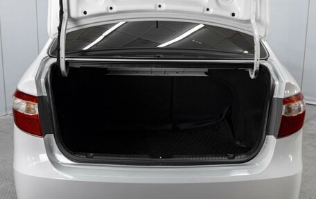 KIA Rio III рестайлинг, 2013 год, 800 000 рублей, 16 фотография