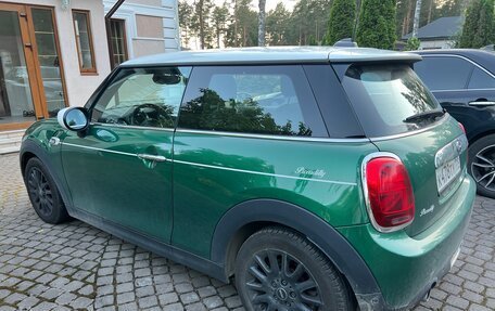 MINI Hatch, 2021 год, 1 950 000 рублей, 3 фотография