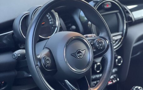 MINI Hatch, 2021 год, 1 950 000 рублей, 9 фотография
