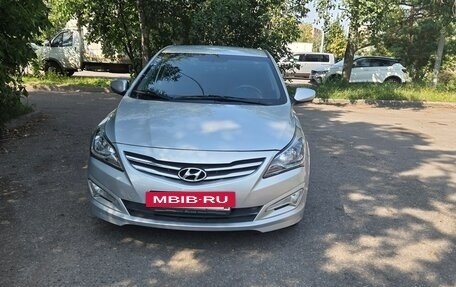 Hyundai Solaris II рестайлинг, 2015 год, 1 150 000 рублей, 4 фотография