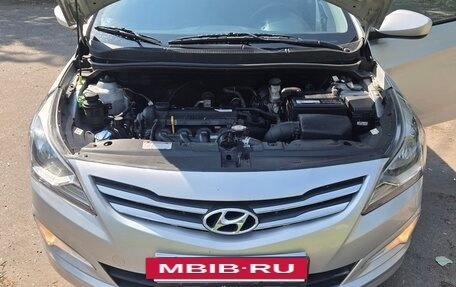 Hyundai Solaris II рестайлинг, 2015 год, 1 150 000 рублей, 8 фотография