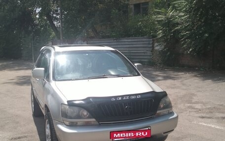 Lexus RX IV рестайлинг, 1999 год, 920 000 рублей, 10 фотография
