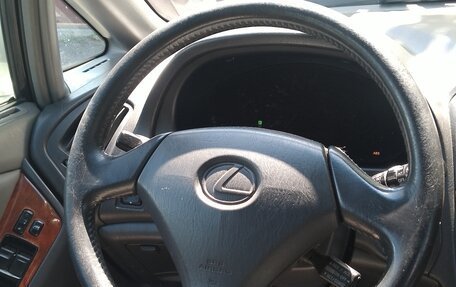 Lexus RX IV рестайлинг, 1999 год, 920 000 рублей, 21 фотография