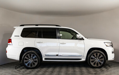 Toyota Land Cruiser 200, 2016 год, 6 590 000 рублей, 4 фотография