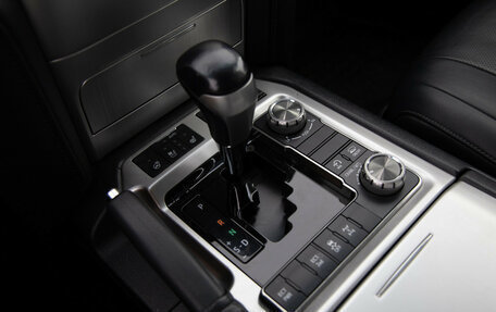Toyota Land Cruiser 200, 2016 год, 6 590 000 рублей, 15 фотография