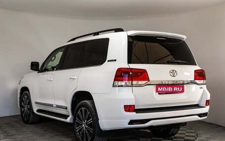 Toyota Land Cruiser 200, 2016 год, 6 590 000 рублей, 8 фотография