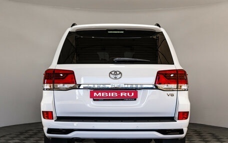 Toyota Land Cruiser 200, 2016 год, 6 590 000 рублей, 7 фотография