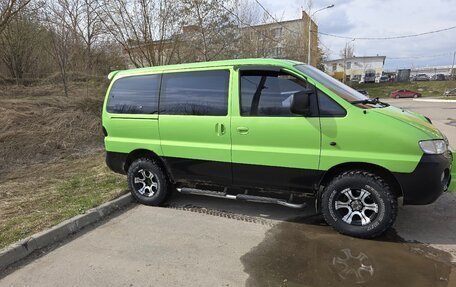 Hyundai H-1 II рестайлинг, 2000 год, 450 000 рублей, 4 фотография