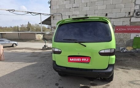 Hyundai H-1 II рестайлинг, 2000 год, 450 000 рублей, 11 фотография