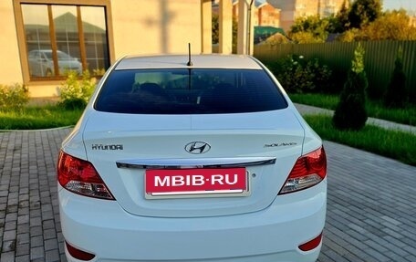 Hyundai Solaris II рестайлинг, 2011 год, 670 000 рублей, 3 фотография