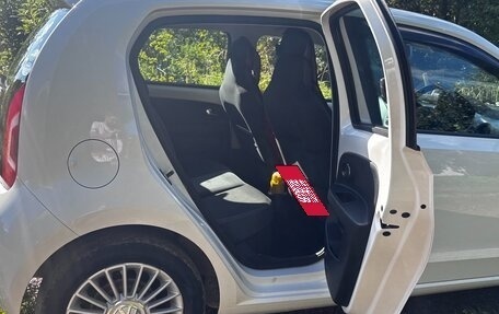 Volkswagen up! I рестайлинг, 2013 год, 695 000 рублей, 6 фотография